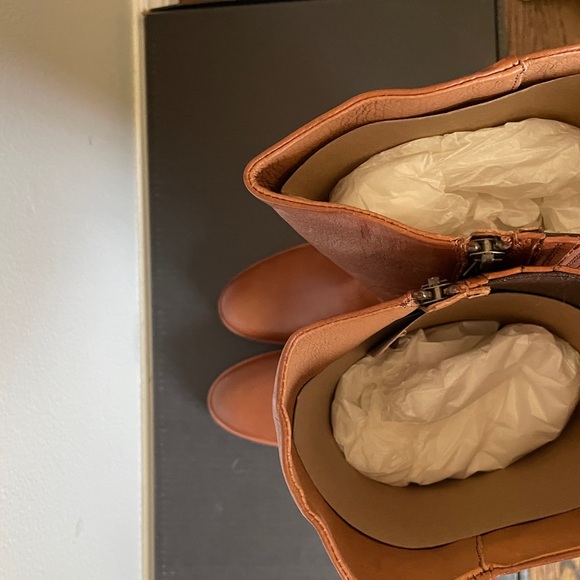 Frye Charlie Womens Knee High Riding Boot 8 Regular Calf M Brand New Never Worn - Picture 6 of 13